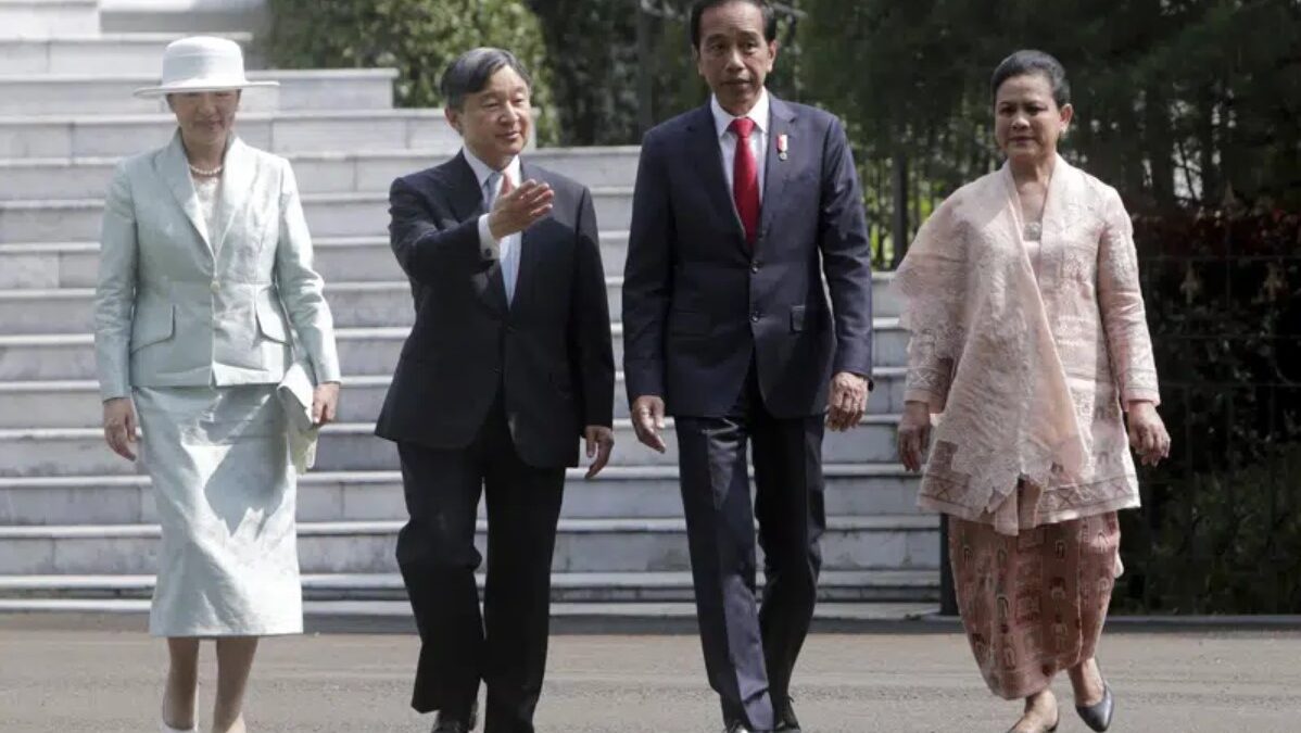 Japan’s emperor meets with Indonesian president on his first official foreign trip as monarch